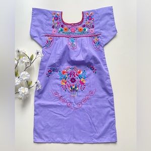 💜 Girl Mexican embroidered dress size 6 💜